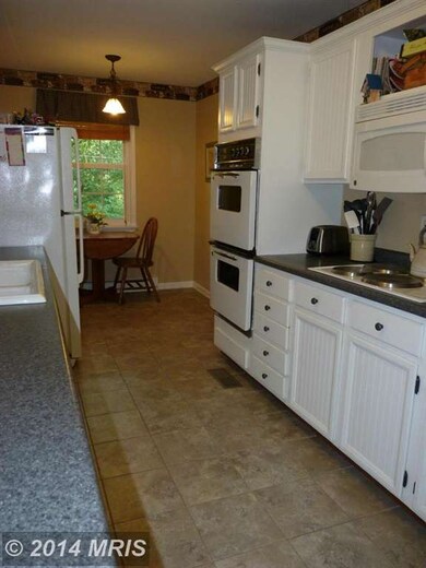 11519 Grant Shook Rd, Greencastle, PA 17225 - photo 5