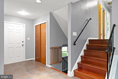 13211 Chestnut Dr, Bowie, MD 20720 - photo 2