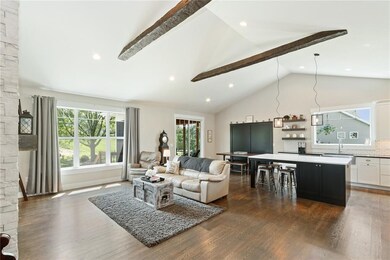 6313 Ushers Ridge Dr NE, Cedar Rapids, IA 52411 - photo 4