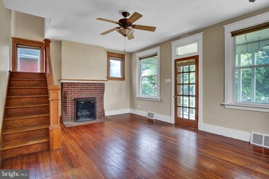 262 Clark St, Lemoyne, PA 17043 - photo 4