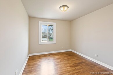 17012 Magnolia Dr, Hazel Crest, IL 60429 - photo 4