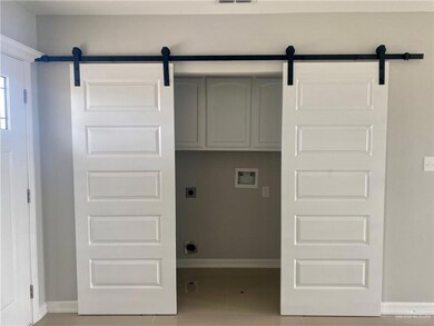 816 Lark Cir, Alamo, TX 78516 - photo 4