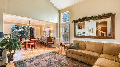 008_Living and Dining