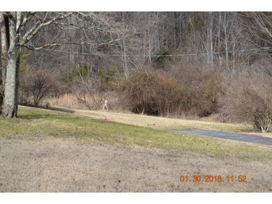 421 Macedonia Rd, Morristown, TN 37814 - photo 6