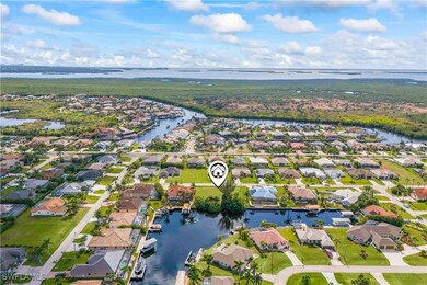 Located close to the River/Gulf