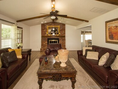 3612 S Oak Ave, Broken Arrow, OK 74011 - photo 4