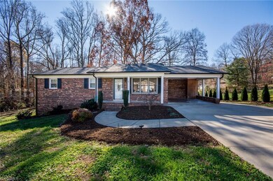 235 W Debbie Ln, Statesville, NC 28625 - photo 2