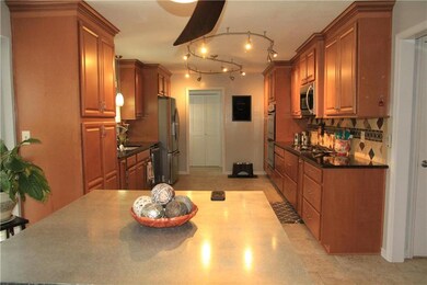 9113 Allman Rd, Lenexa, KS 66219 - photo 7