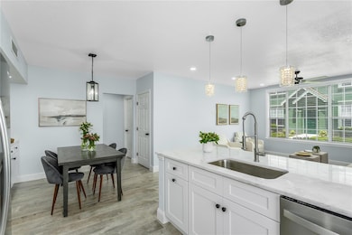 10520 White Lake Ct unit 10520, Tampa, FL 33626 - photo 7