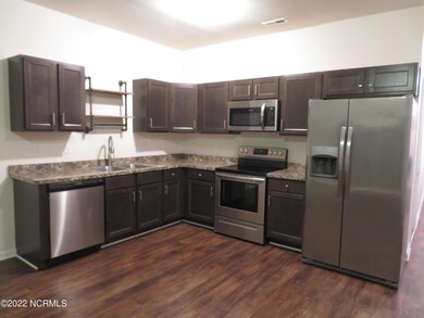 402 Kenan Loop, Jacksonville, NC 28546 - photo 3