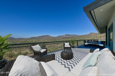Panoramic Mountain Views