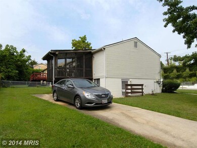 1112 61st Ave, Fairmount Heights, MD 20743 - photo 2