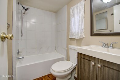 Jennifel bathroom
