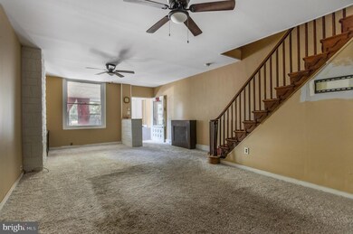 2326 Reed St, Philadelphia, PA 19146 - photo 4