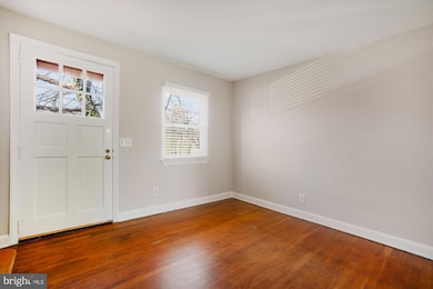 213 Buchanan St, Alexandria, VA 22314 - photo 2