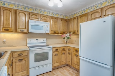 33 Highview Dr unit 33, Sandwich, MA 02563 - photo 5