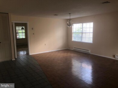 22 Thornbury Place, Southampton, NJ 08088 - photo 3