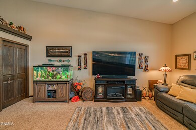 1714CalgaryLp_00003