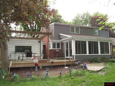 321 S Highland Ave, New Ulm, MN 56073 - photo 2