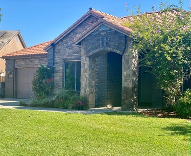 6268 E Dayton Ave, Fresno, CA 93727 - photo 2