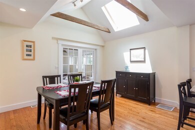 40 Cornwall St, Portsmouth, NH 03801 - photo 3