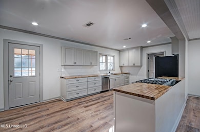 526 E Jasper St, Brandon, MS 39042 - photo 6