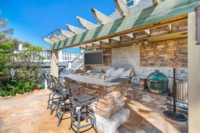Outdoor kitchen