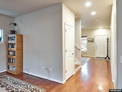 4987 Textrum St SE, Salem, OR 97302 - photo 2