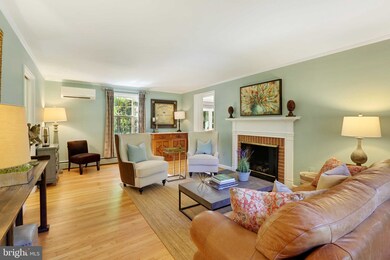 2411 Ravenview Rd, Lutherville Timonium, MD 21093 - photo 6