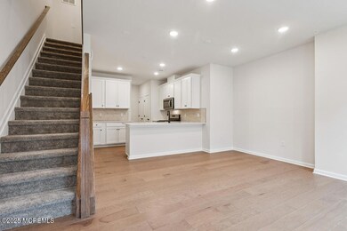 214 Jessie Place unit 64, New Brunswick, NJ 08901 - photo 4