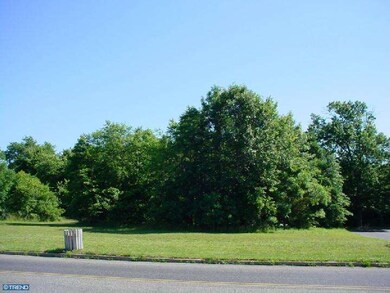 23 Pennypacker Dr, Willingboro, NJ 08046 - photo 2