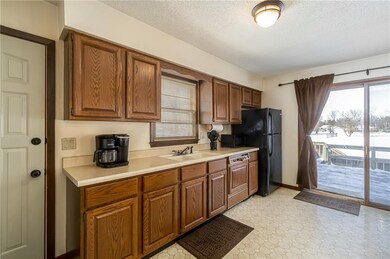 2924 E Shawnee Ave, Des Moines, IA 50317 - photo 7