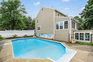 76 Davis St, Northborough, MA 01532 - photo 2