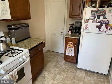 32 Dowling Ave, Audubon, NJ 08106 - photo 7