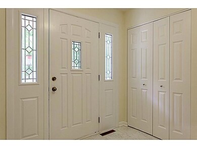 960 Spring Grove Ln, Columbus, OH 43235 - photo 4