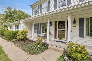 206 Mountain Pond Rd, Southington, CT 06489 - photo 3