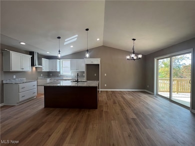 5960 Perry Hills Dr SW, Canton, OH 44706 - photo 6