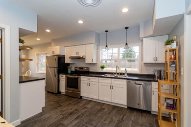 1347 Oak St-9
