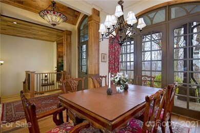 Dining 1