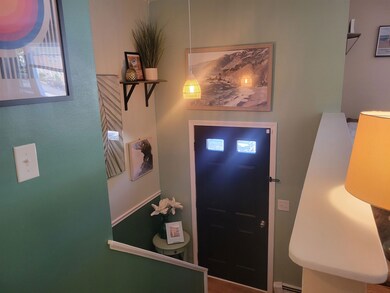 120 Derryfield Ct, Manchester, NH 03104 - photo 6