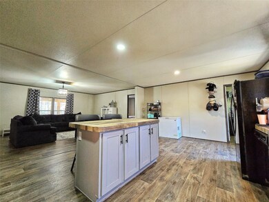 688 Vz County Road 4910, Ben Wheeler, TX 75754 - photo 5