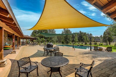 Clubhouse Patio