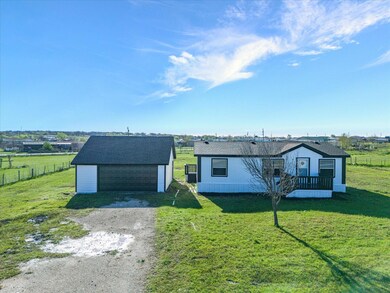 6108 Black Springs Ln, Joshua, TX 76058 - photo 3