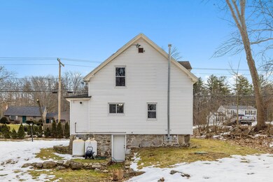 114 Mammoth Rd, Hooksett, NH 03106 - photo 4