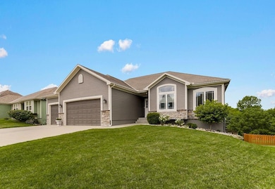 1227 Wiltshire Blvd, Raymore, MO 64083 - photo 3