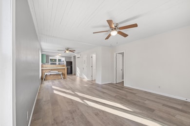 198 E 1st Ave, Crestview, FL 32536 - photo 7