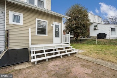 3318 Fremont St, Reading, PA 19605 - photo 4