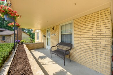 3034 Fairlawn Ct, Columbus, IN 47203 - photo 6