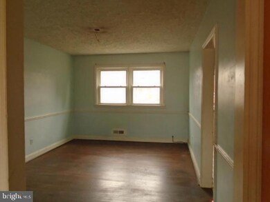 1620 Ingram Rd, Baltimore, MD 21239 - photo 5