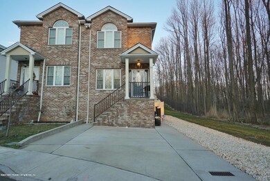 31 Moreno Ct, Staten Island, NY 10309 - photo 3